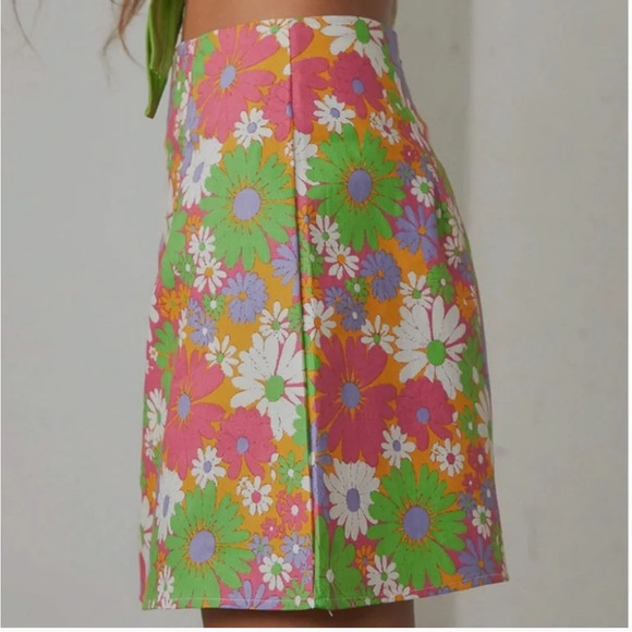 Peppermayo 70s Floral Brady Mini Skirt - Picture 7 of 8